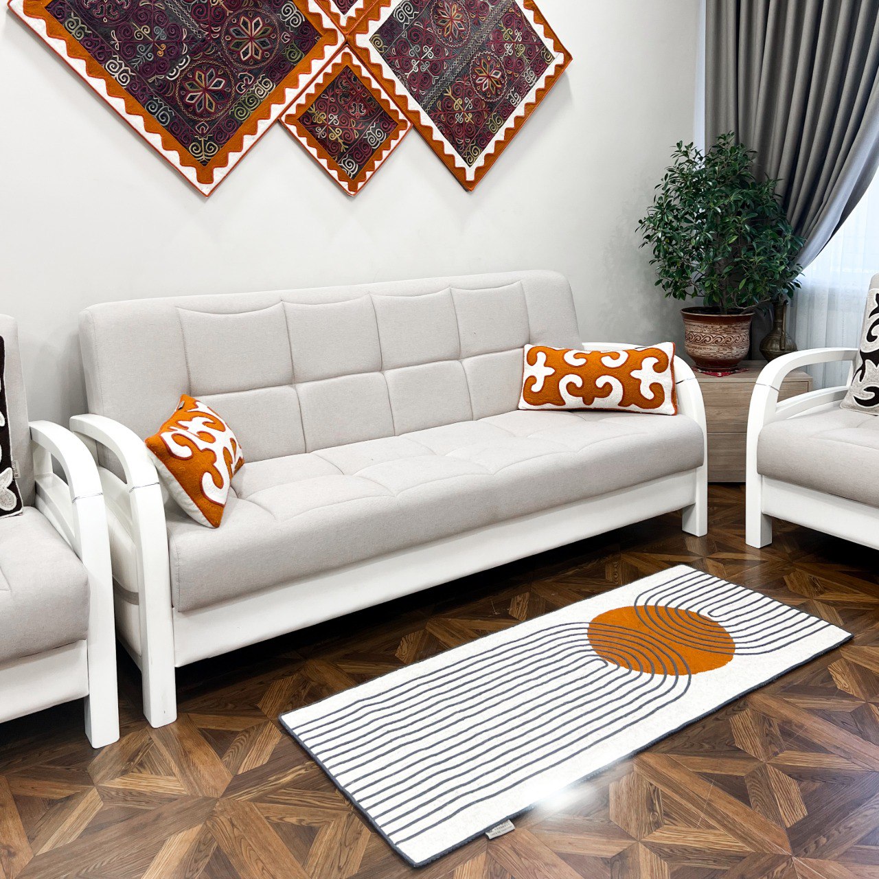 Best Rugs for Living Room: What Interior Designers Look For