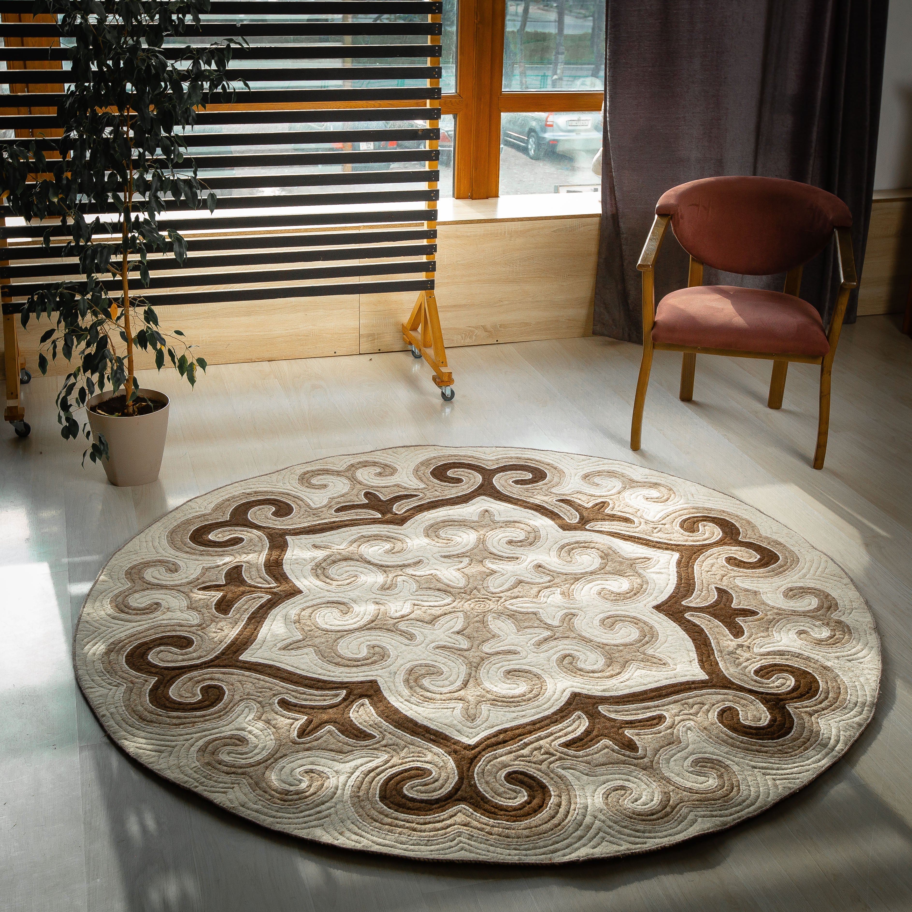 How to Clean a Shyrdak Felt Rug: Complete Guide for Daily Care and Stain Removal