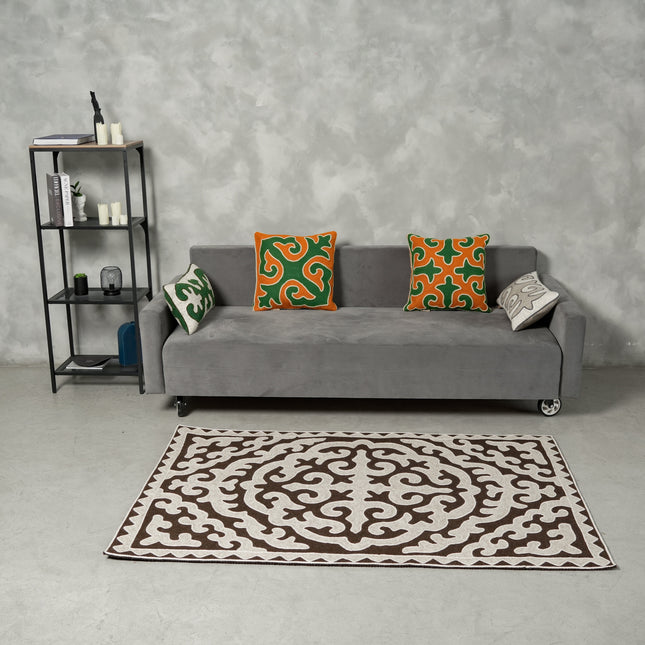 Sep – Handmade Organic Shyrdak Wool Felt Rug (Black and White)