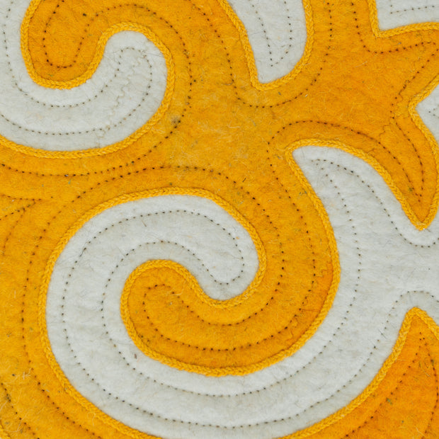 <strong>Handcrafted by skilled artisans</strong>